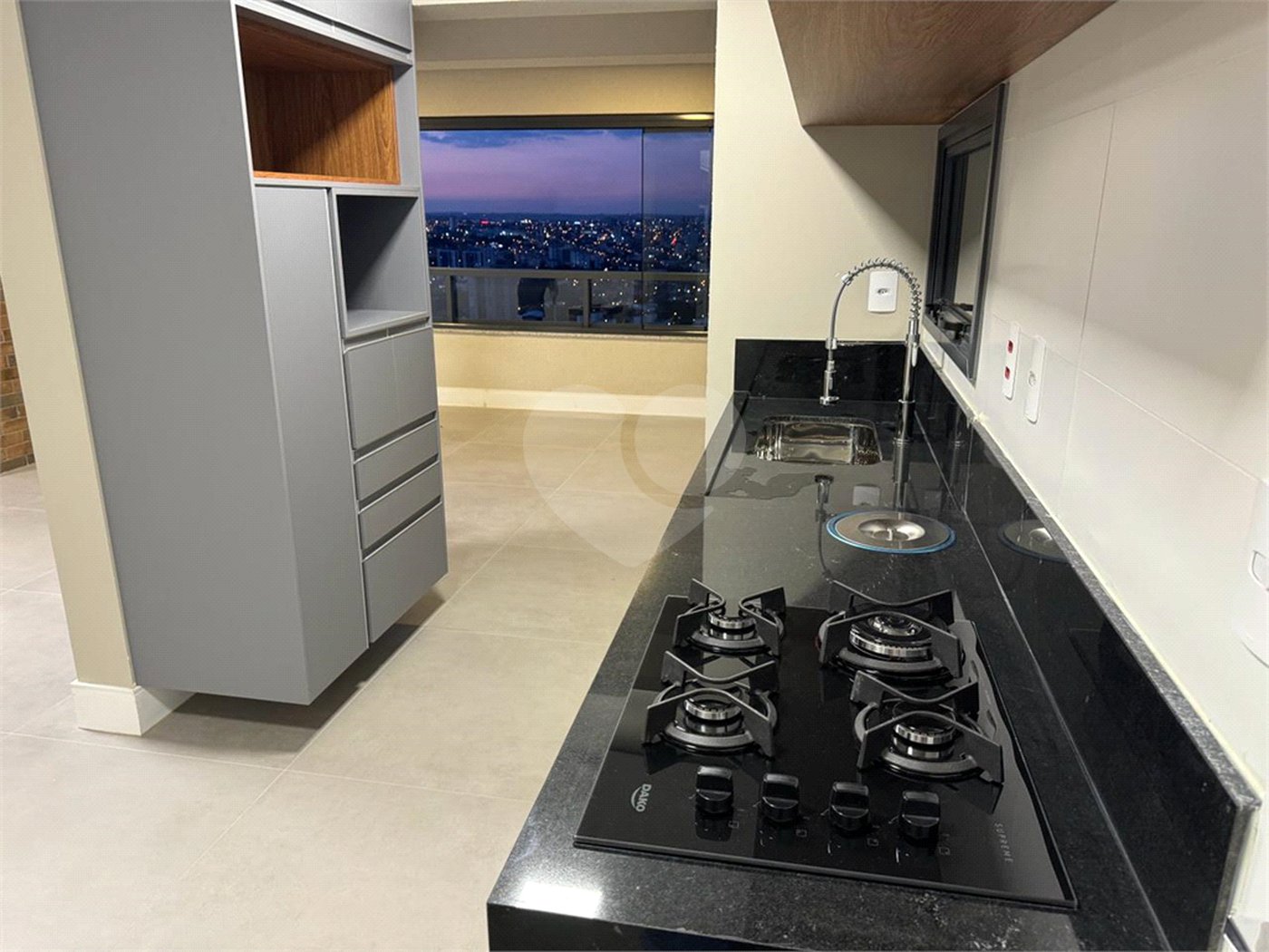 Apartamento à venda com 3 suítes em Parque Campolim, Sorocaba, SP
