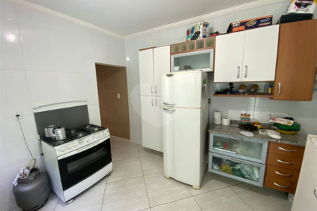 Sobrado à venda com 3 quartos, sendo 1 suíte, em Jardim Beatriz, Poá, SP
