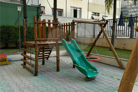 Apartamento à venda com 4 quartos, sendo 3 suítes, em Itaim Bibi, São Paulo, SP