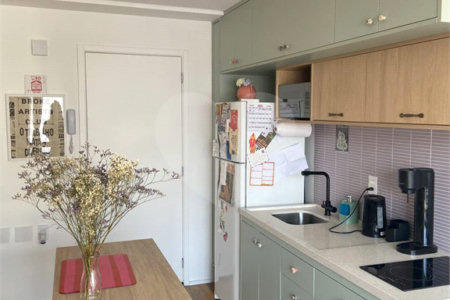 Apartamento à venda com 12 quartos, sendo 1 suíte,  em Vila Pompéia, São Paulo, SP