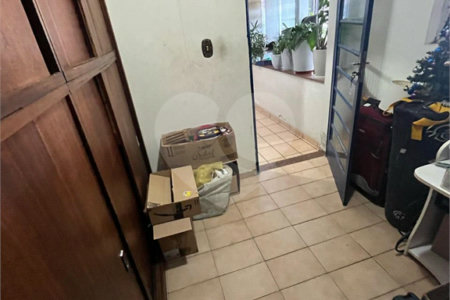 Casa à venda com 3 quartos, sendo 1 suíte,  em Jardim Casablanca, São Paulo, SP