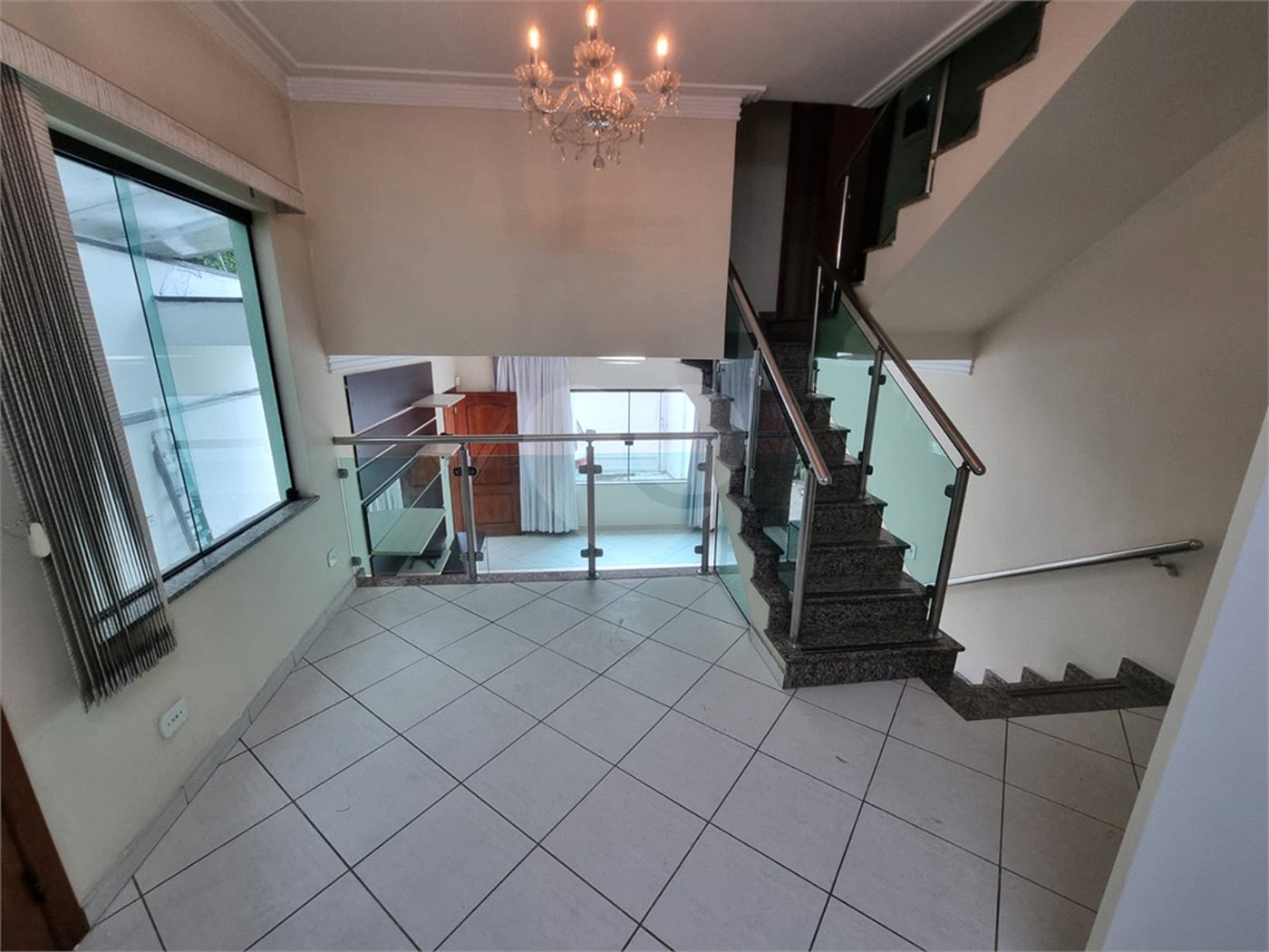 Casa à venda ou para alugar com 3 quartos, sendo 1 suíte,  em Bosque da Saúde, São Paulo, SP