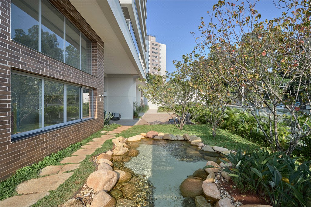 Apartamento à venda com 3 quartos, sendo 1 suíte, em Jardim Marajoara, São Paulo, SP
