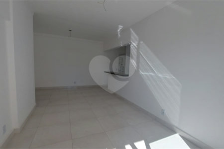 Apartamento à venda com 3 quartos, sendo 1 suíte, em Vila Independência, Sorocaba, SP