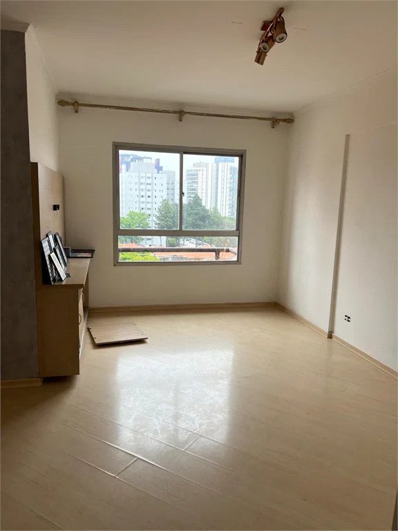Apartamento à venda com 2 quartos, sendo 1 suíte, em Jardim Ester, São Paulo, SP