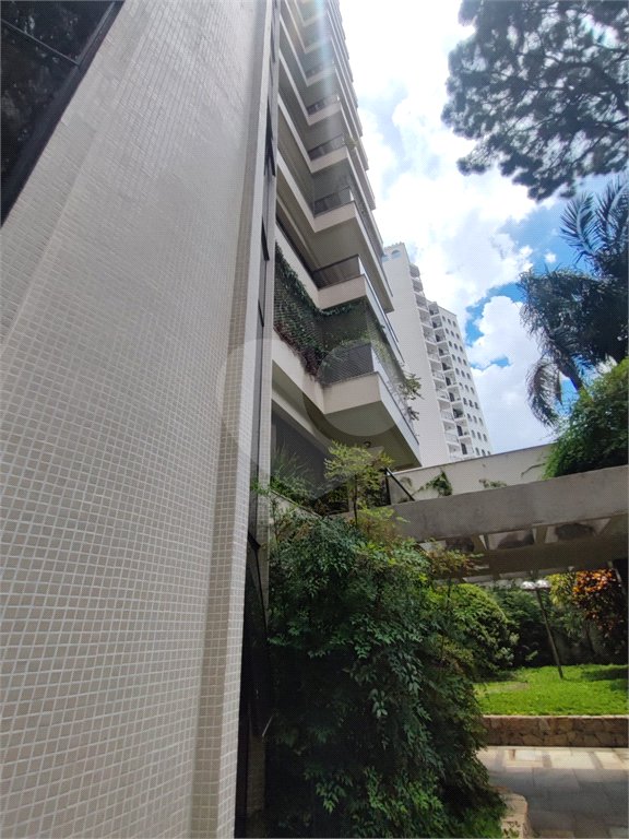 Apartamento à venda com 4 suítes em Moema, São Paulo, SP