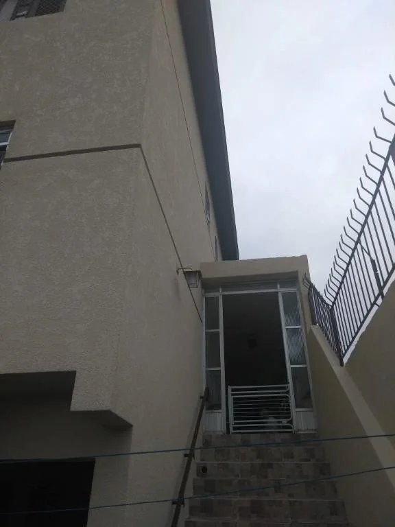 Sobrado à venda com 2 quartos em Jardim Monte Alegre, São Paulo, SP