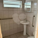 Sobrado à venda com 4 quartos em Vila Zat, São Paulo, SP
