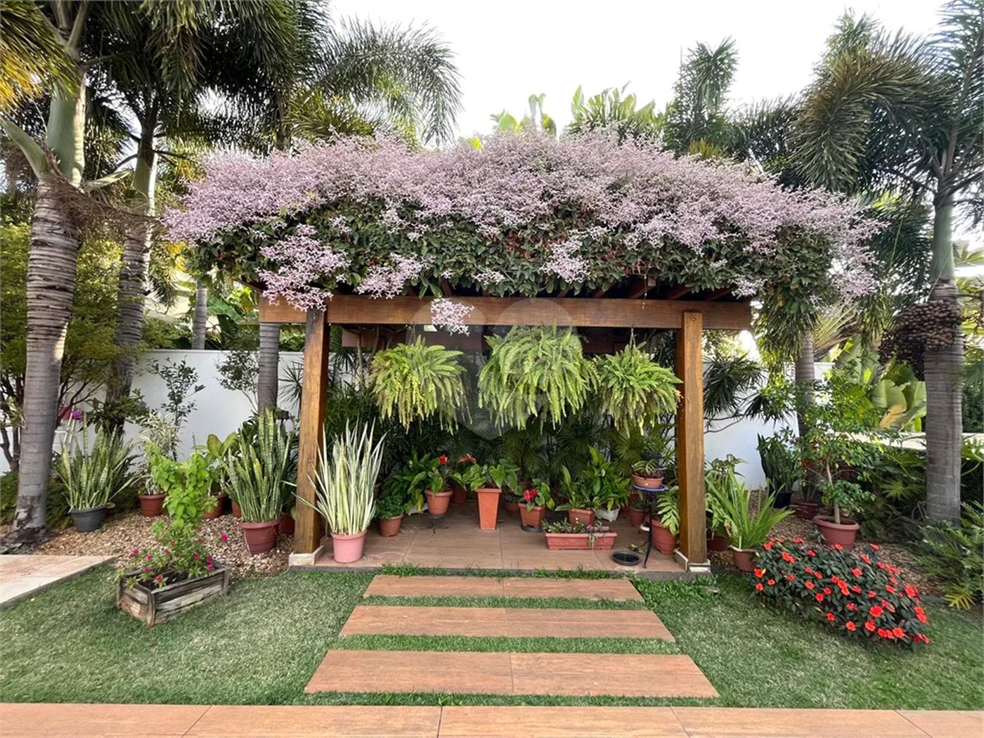 Excepcional Casa de 4 Suítes no Condomínio Monte Alegre em Piracicaba