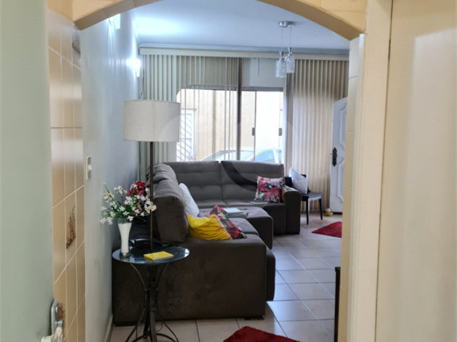 Sobrado à venda com 3 quartos, sendo 1 suíte,  em Vila Ester (zona Norte), São Paulo, SP
