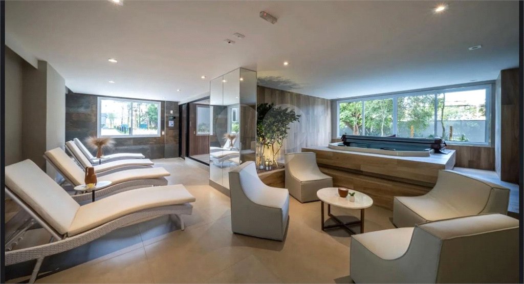 Apartamento à venda com 2 suítes em Santo Amaro, São Paulo, SP
