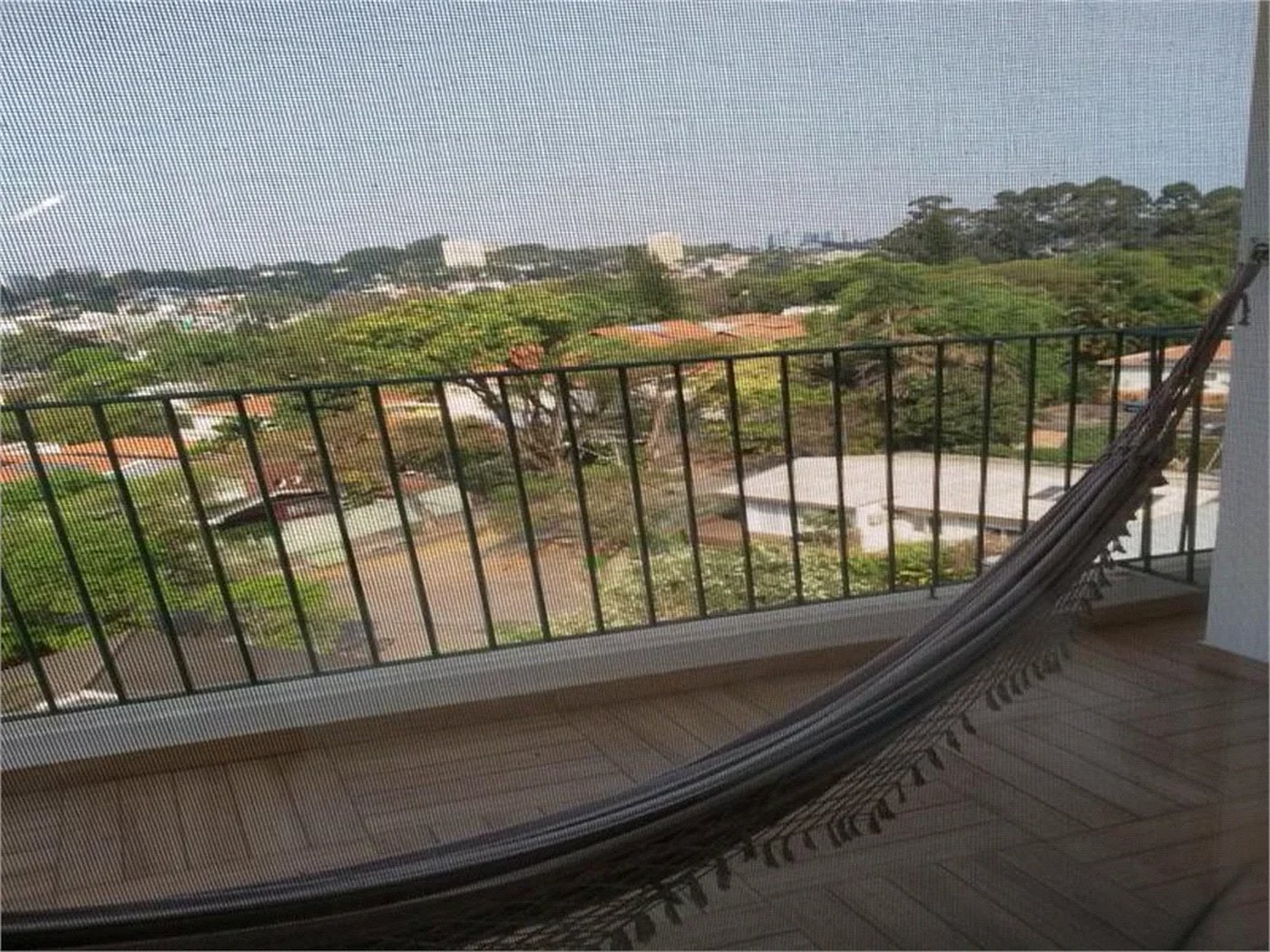 Casa à venda com 5 suítes em Vila Pirajussara, São Paulo, SP