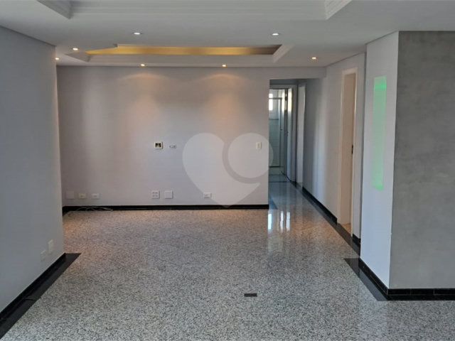 Apartamento para alugar com 3 quartos, sendo 2 suítes,  em Jardim Marajoara, São Paulo, SP