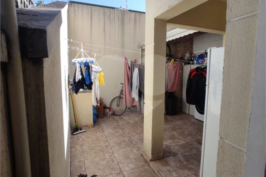 Sobrado à venda com 3 quartos, sendo 1 suíte, em Parada Inglesa, São Paulo, SP