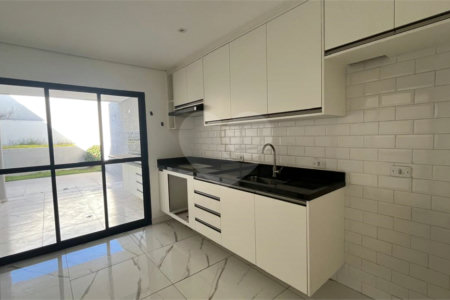 Sobrado à venda ou para alugar com 3 quartos, sendo 1 suíte, em Jardim dos Pinheiros, Atibaia, SP