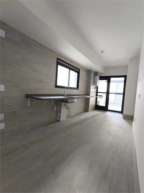 Apartamento à venda ou para alugar com 3 suítes em Água Branca, São Paulo, SP