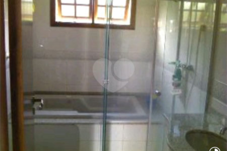 Casa à venda com 2 quartos, sendo 1 suíte, no condomínio Novo Horizonte, Piracaia - SP