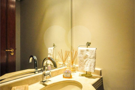 Apartamento à venda com 4 suítes em Vila Andrade, São Paulo, SP