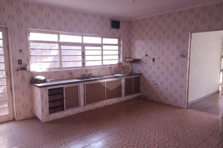 Casa à venda com 2 quartos no Centro, Vinhedo, SP