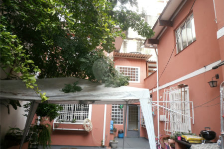 Casa à venda com 7 quartos, sendo 1 suíte, em Perdizes, São Paulo, SP