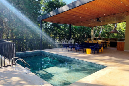 Casa à venda ou para alugar com 3 suítes no condomínio Estância Parque Atibaia, Atibaia - SP
