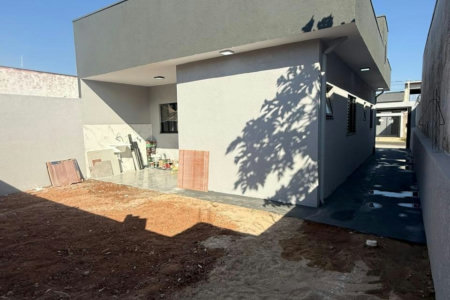 Casa à venda com 2 quartos, sendo 1 suíte, em Parque Bellaville, Hortolândia, SP