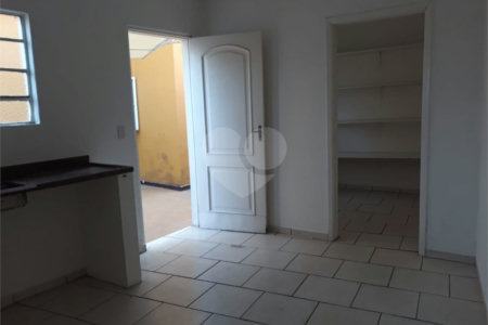 Sobrado para alugar com 4 quartos no Centro, São Roque, SP