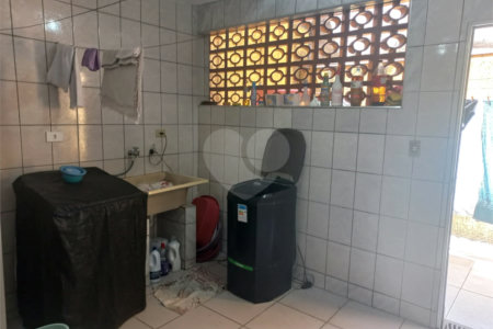 Casa Térrea à venda com 1 quarto em Jardim Peri, São Paulo, SP