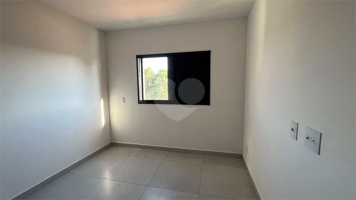 Apartamento à venda com 2 quartos, sendo 1 suíte, em Alvinópolis, Atibaia, SP