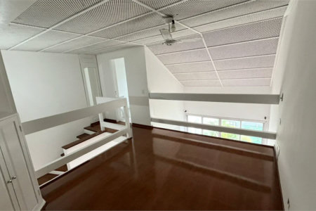 Charmoso Apartamento Duplex – 50m² | 1 Suíte | 1 Vaga