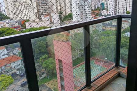 APARTAMENTO NO CAMPO BELO 137M² 3 DORMITÓRIOS