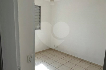 Apartamento no Condomínio Residencial Parque Romance.