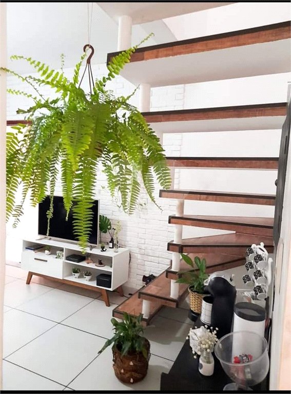 Casa à venda com 4 quartos, sendo 1 suíte, em Jardim Altos do Itavuvu, Sorocaba, SP