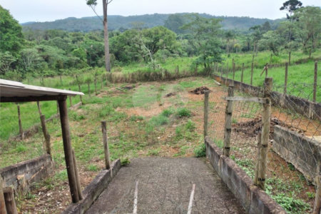 Chácara à venda com 4 quartos, sendo 3 suítes, em Ibiúna, Ibiúna, SP