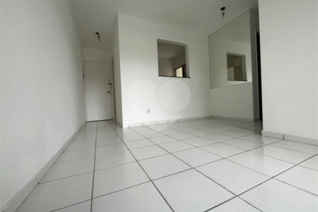 Apartamento à venda com 3 quartos, sendo 1 suíte, em Vila Amélia, São Paulo, SP