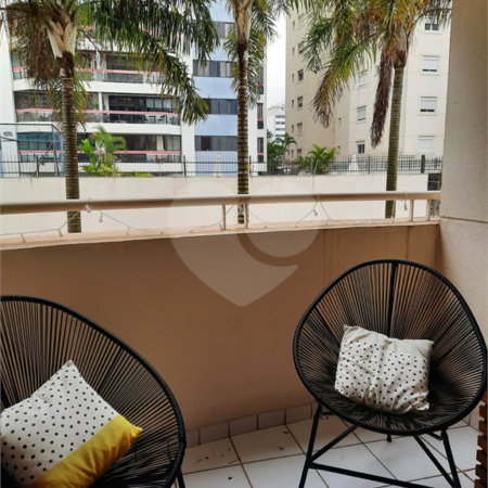 Apartamento à venda com 2 quartos, sendo 1 suíte,  em Pinheiros, São Paulo, SP