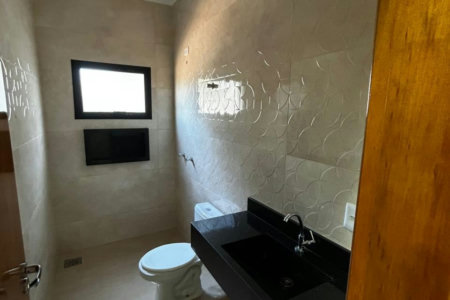 Casa à venda com 3 quartos, sendo 1 suíte,  em Três Lagoas, MS