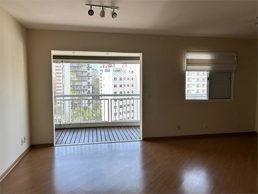 Apartamento à venda com 2 quartos, sendo 1 suíte, em Vila Andrade, São Paulo, SP