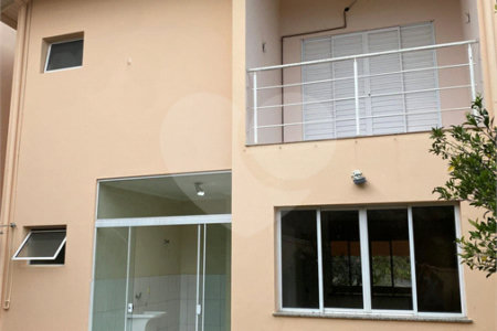 Casa para alugar com 3 quartos, sendo 1 suíte, no condomínio Reserva da Mata, Vinhedo - SP