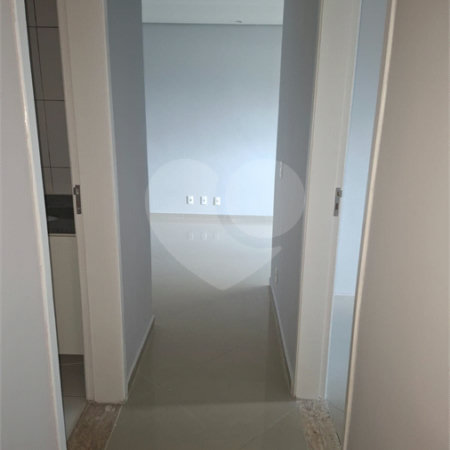 Apartamento à venda com 3 quartos, sendo 1 suíte,  em Vila São Sebastião, Mogi das Cruzes, SP