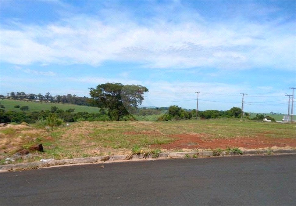 Terreno à venda em Jardim Universal, Araraquara, SP