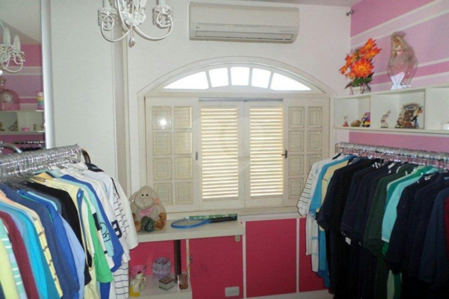 Casa à venda com 5 quartos, sendo 2 suítes, em Vila Gustavo, São Paulo, SP