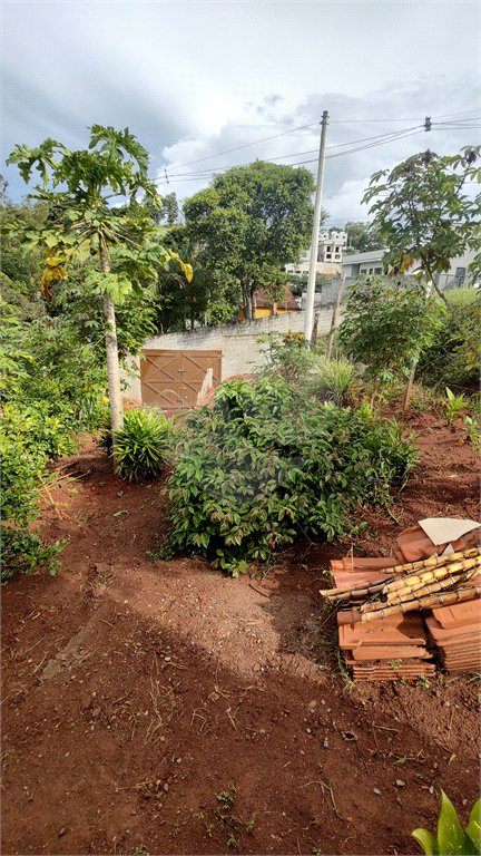 Casa à venda com 3 quartos, sendo 1 suíte, em Vila Santa Helena, Atibaia, SP