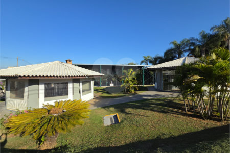 Casa à venda com 3 quartos, sendo 1 suíte, no condomínio Horto Florestal II, Sorocaba - SP