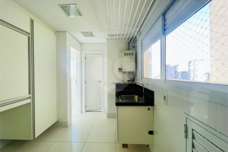 Apartamento à venda com 3 suítes no Centro, São Bernardo do Campo, SP