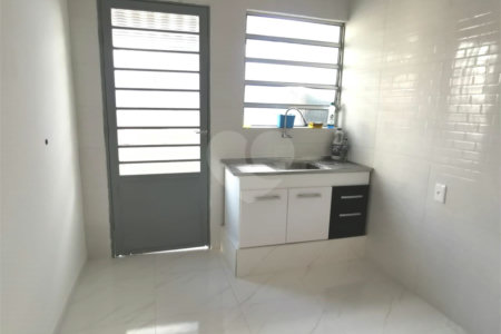 Casa à venda com 3 quartos em Interlagos, São Paulo, SP