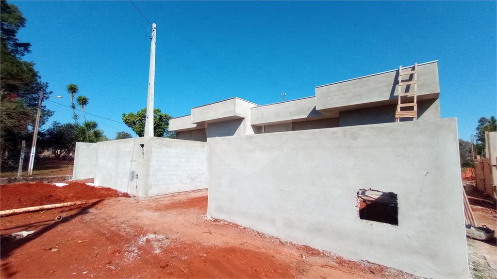 Casa à venda com 2 quartos em Vila Progresso, Itapetininga, SP