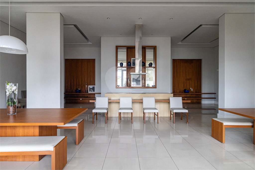 Apartamento à venda com 3 suítes em Alto da Lapa, São Paulo, SP