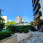 Apartamento à venda com 4 suítes em Bosque da Saúde, São Paulo, SP