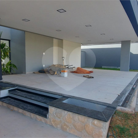 Casa à venda com 3 suítes no condomínio Fazenda Jequitibá, Sorocaba - SP